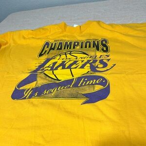 Los Angeles Lakers  2000s Yellow T-Shirt 2XL